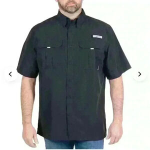 Habit Skirr River short sleeve fishing shirt black. Size Large. Exc condition
